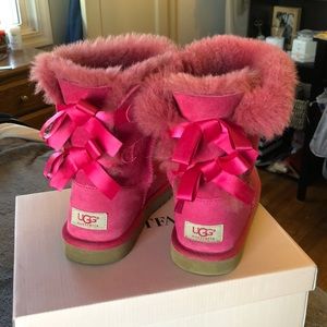 Pink Bow Tie Uggs